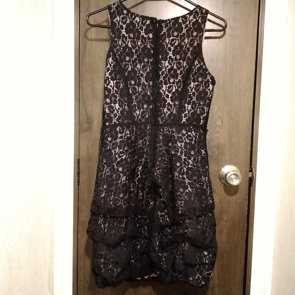 3/$10 🛍️ Heartsoul Lace Dress - Picture 6 of 7